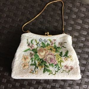 Vintage small beaded bag/clutch